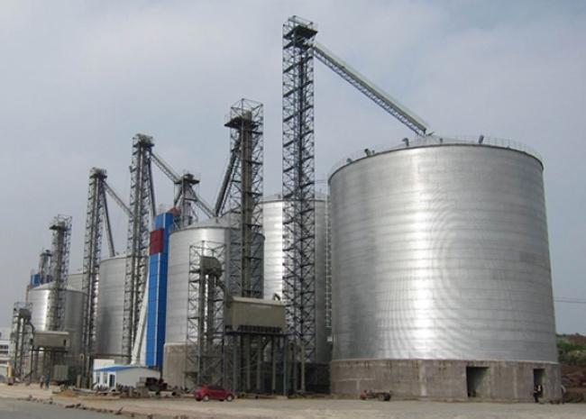 阿拉善大型钢板库构造参数及水泥储存质量